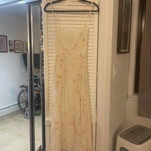 Reformation roseship dress size 4 in white